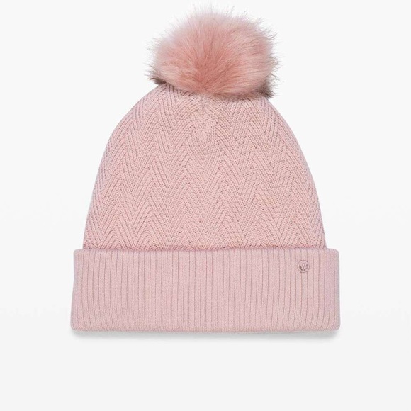 Lululemon sherpa weave pom beanie+sherpa weave mitten set - Picture 2 of 8